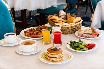 بــوفـــه صــبـحـــانه